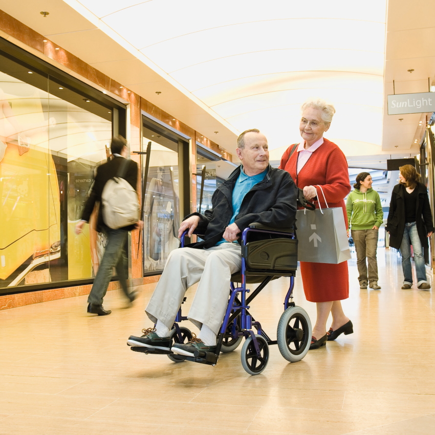 Αμαξίδιο Αλουμινίου Στενό Alu Lite Invacare 2 Αμαξίδιο Αλουμινίου Στενό Alu Lite Invacare