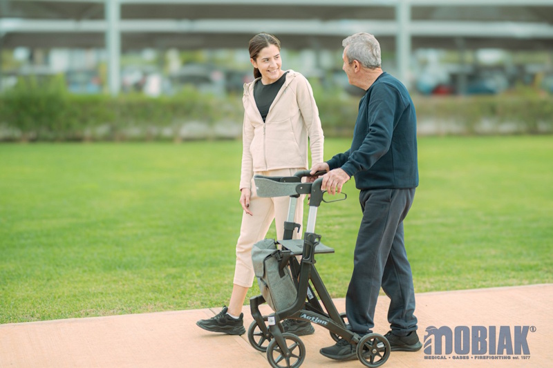 Περιπατητήρας Rollator Action Black 0803610