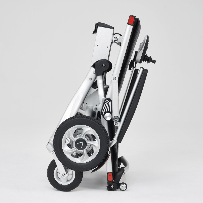 Το Ηλεκτρικό Αμαξίδιο Smart Travel συνδυάζει την άνεση και την ασφάλεια με αυτονομία περισσότερο από 24,3km.