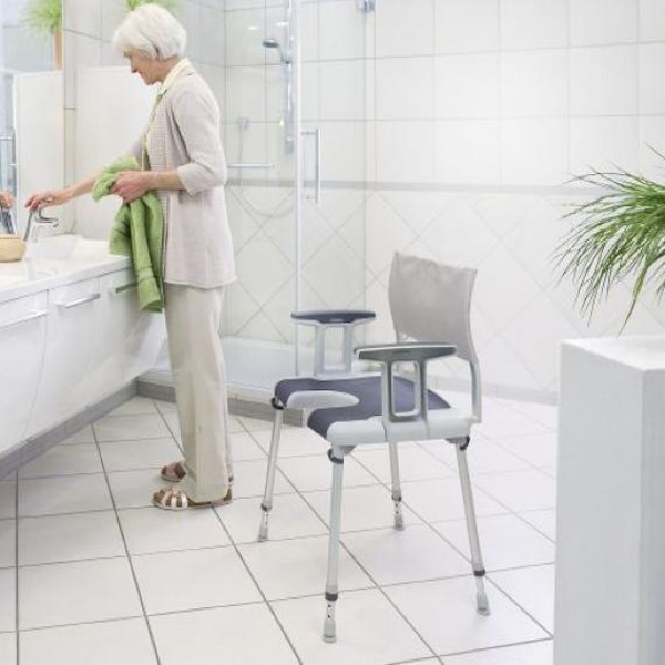 Καρέκλα Μπάνιου Invacare Aquatec Sorrento