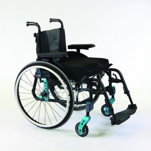 Χειροκίνητο Αναπηρικό Αμαξίδιο Invacare Action 5