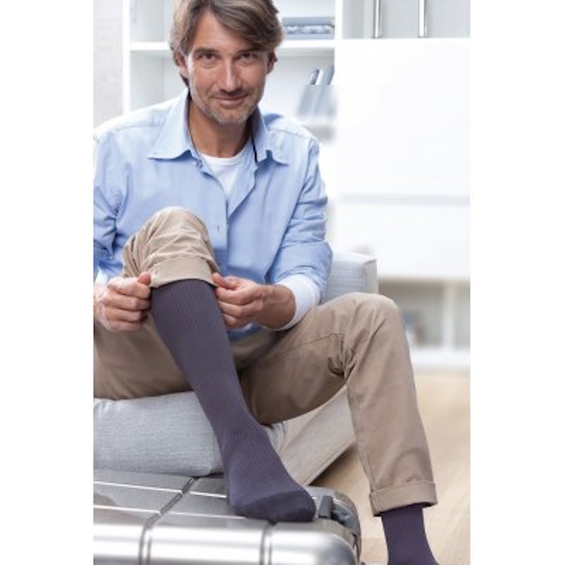 Κάλτσες-medi-travel®-men-1 Κάλτσες Κάτω Γόνατο Ανδρικές Medi Travel Alfacare